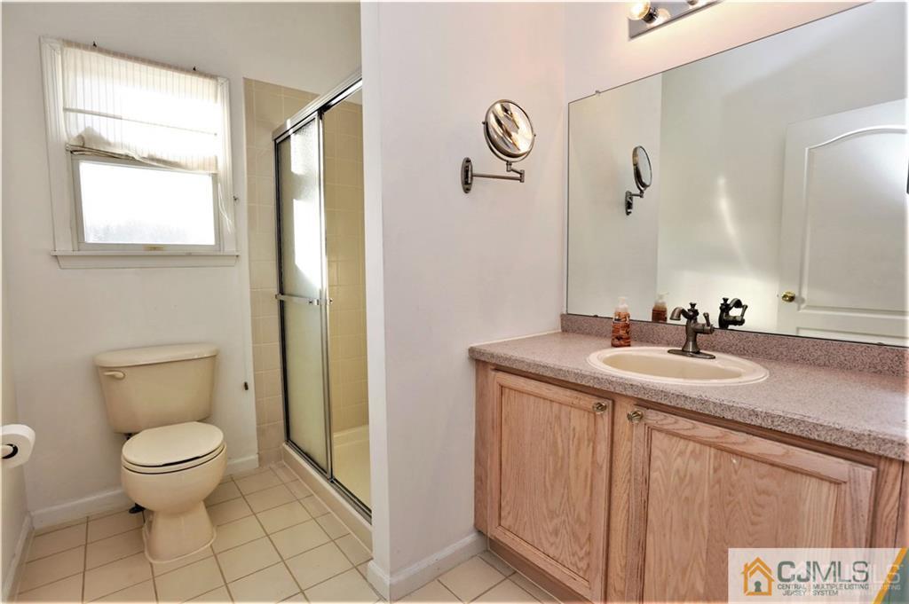 326 Culver Road Monmouth Junction, NJ 08852 - Photo 13 of 25 Gallery Image 13