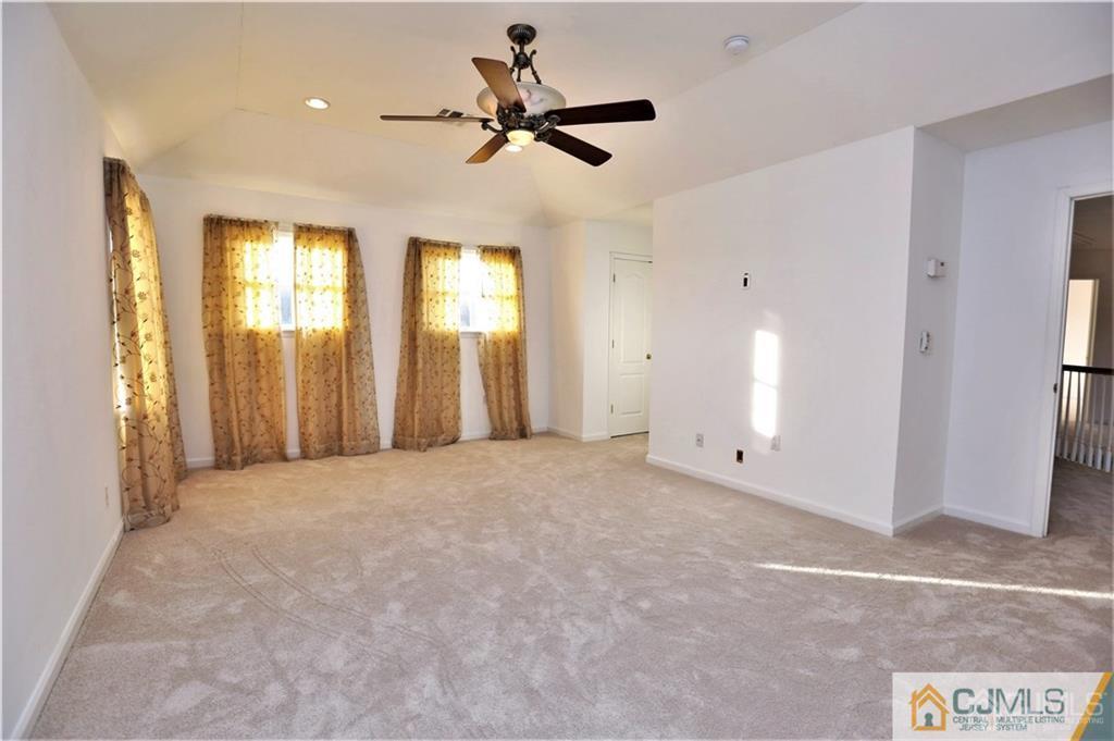 326 Culver Road Monmouth Junction, NJ 08852 - Photo 15 of 25 Gallery Image 15