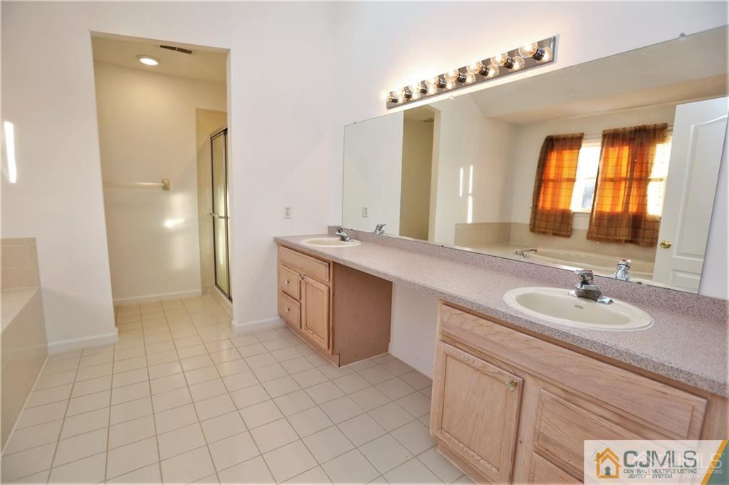 326 Culver Road Monmouth Junction, NJ 08852 - Photo 17 of 25 Gallery Image 17