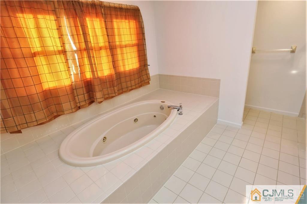 326 Culver Road Monmouth Junction, NJ 08852 - Photo 18 of 25 Gallery Image 18