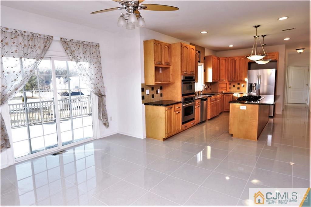 326 Culver Road Monmouth Junction, NJ 08852 - Photo 5 of 25 Gallery Image 5