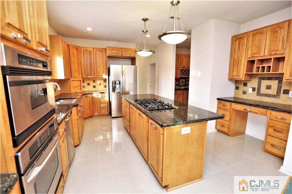 326 Culver Road Monmouth Junction, NJ 08852 - Photo 7 of 25 Gallery Image 7