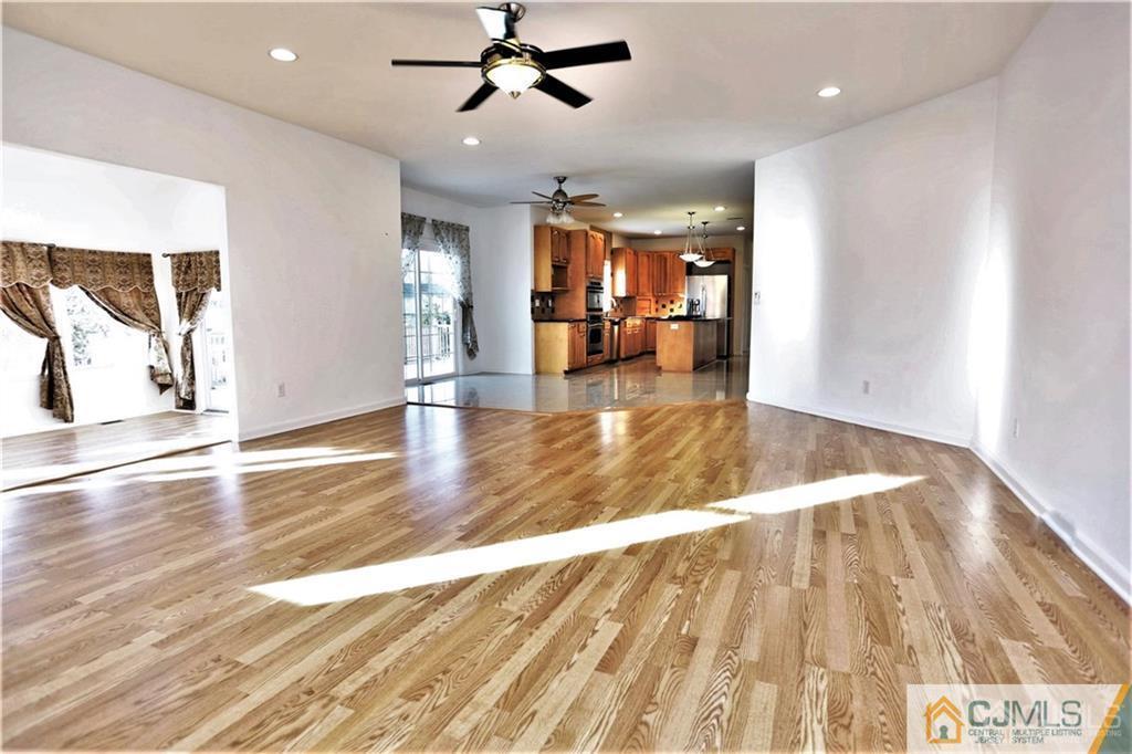 326 Culver Road Monmouth Junction, NJ 08852 - Photo 9 of 25 Gallery Image 9