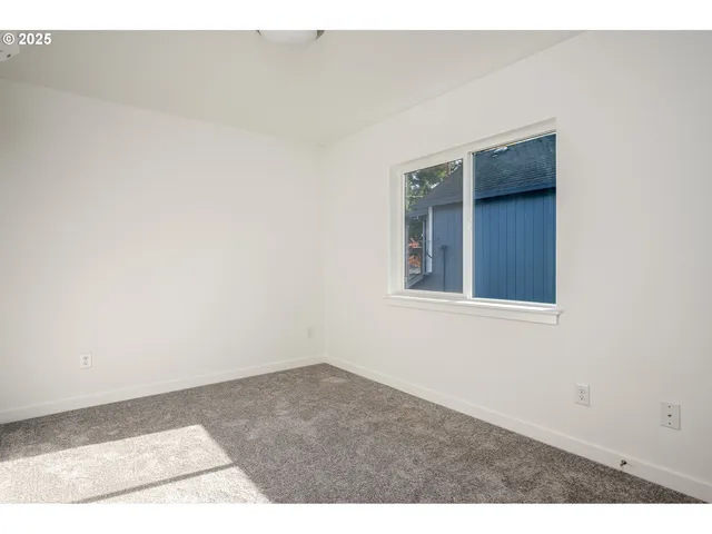 $349,900 | 8353 North Newman Avenue, Portland, OR 97203