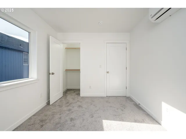 $349,900 | 8353 North Newman Avenue, Portland, OR 97203