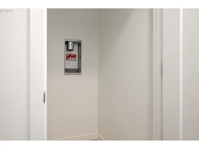 $349,900 | 8353 North Newman Avenue, Portland, OR 97203