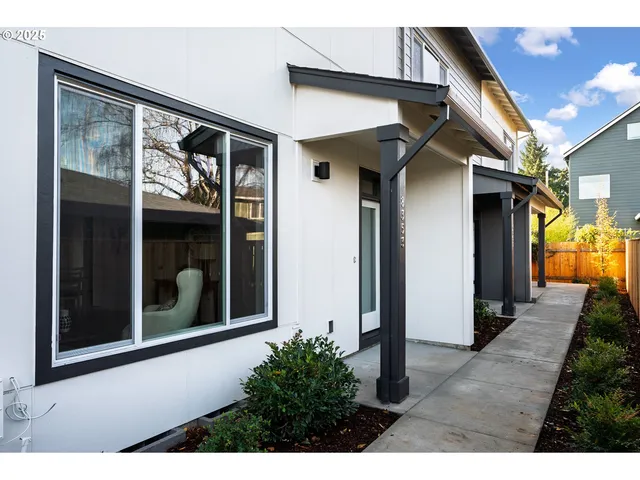 $349,900 | 8353 North Newman Avenue, Portland, OR 97203