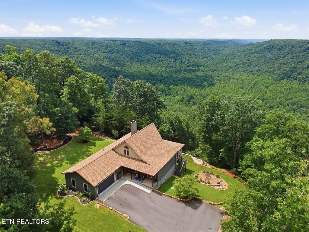 583 Cliff Park Road Monterey, TN 38574 - Photo 2 of 49 Gallery Image 2