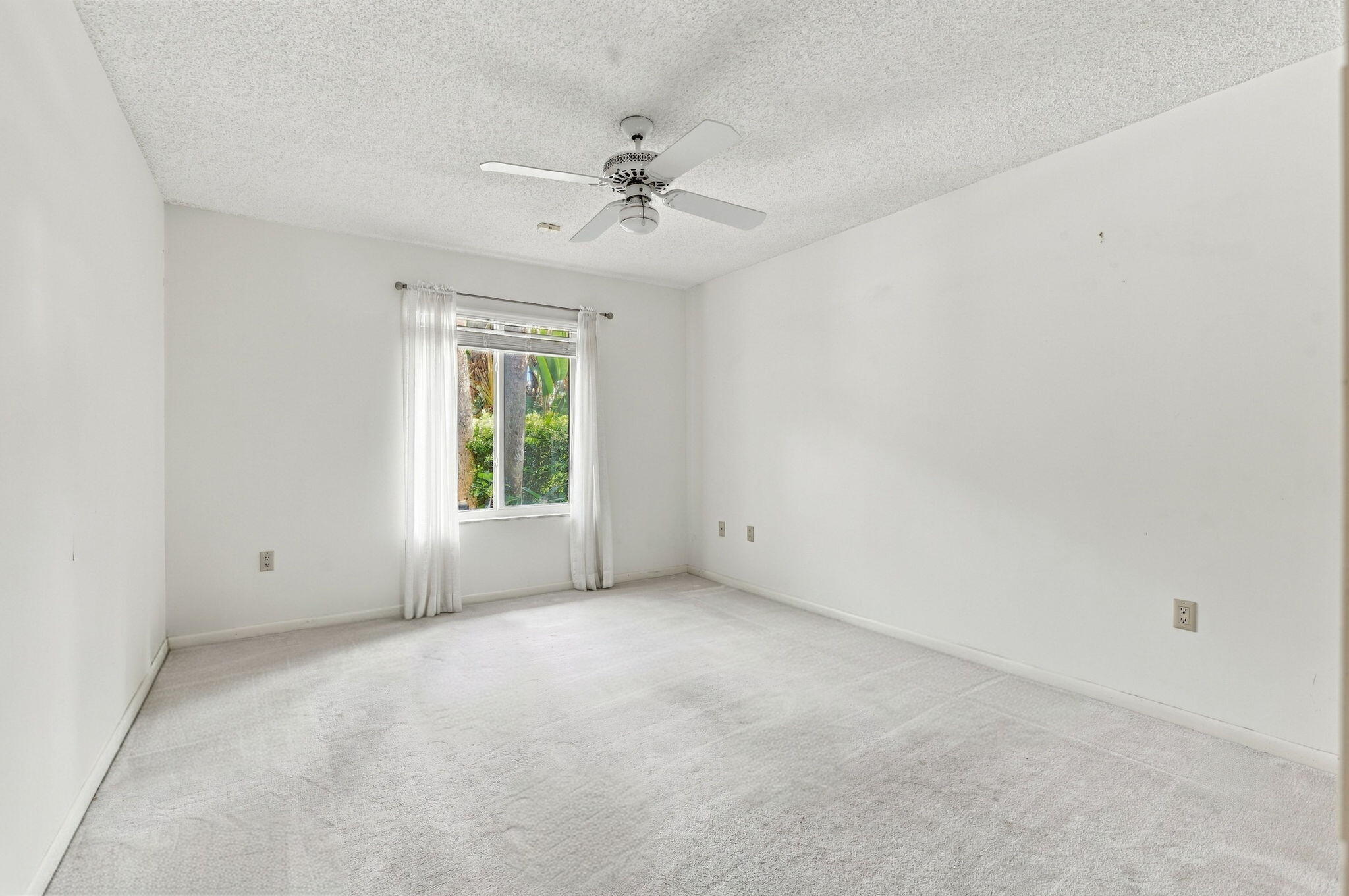 352 River Edge Road Jupiter, FL 33477 - Photo 29 of 72 Guest Room 2