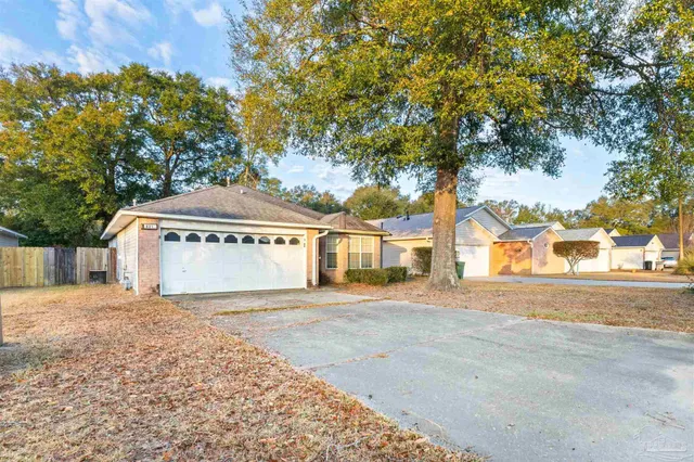 $200,000 | 521 Desert Oak Drive, Pensacola, FL 32514