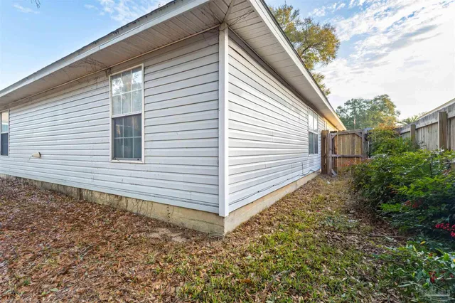 $200,000 | 521 Desert Oak Drive, Pensacola, FL 32514