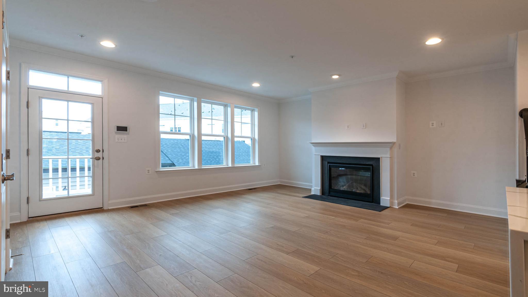 945 Holden Road Frederick, MD 21701 - Photo 2 of 25 Great Room