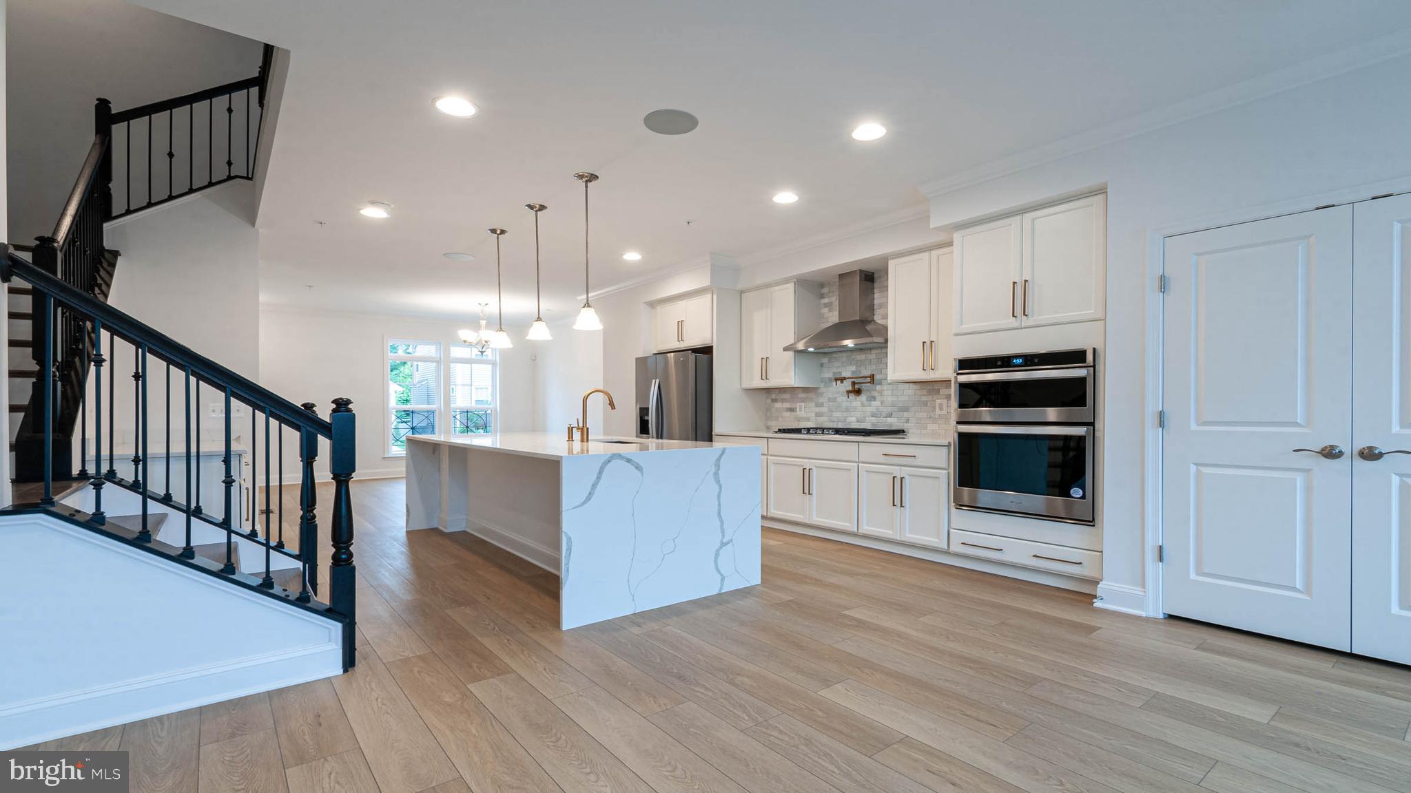 945 Holden Road Frederick, MD 21701 - Photo 4 of 25 Kitchen
