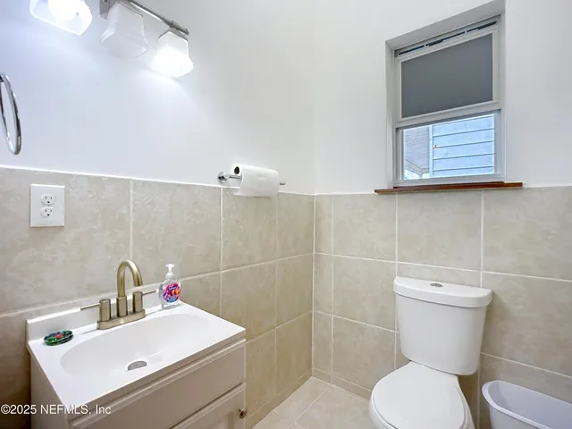 $3,200 | 138 East Duval Street, Jacksonville, FL 32202