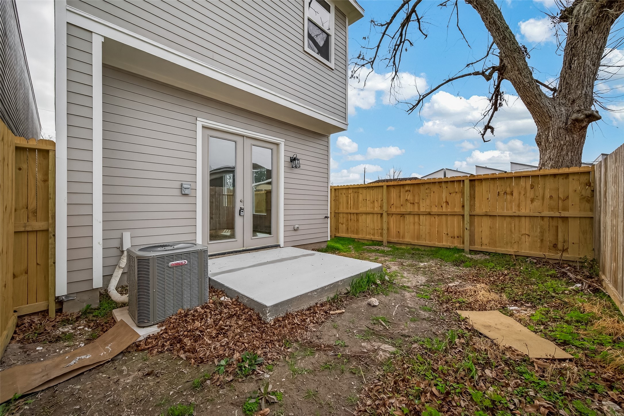 1504 Hussion Street Houston, TX 77003 - Photo 43 of 47