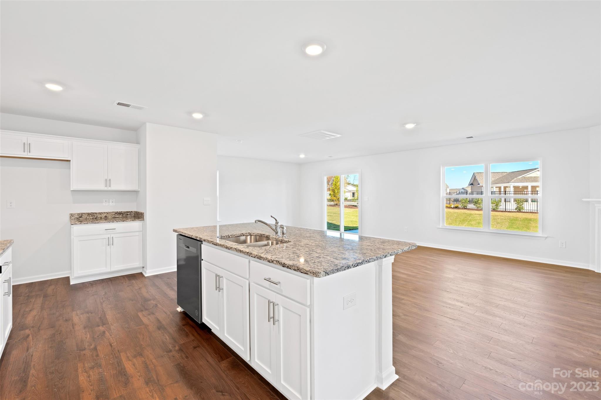 505 Jaca Lane Arden, NC 28704 - Photo 4 of 27