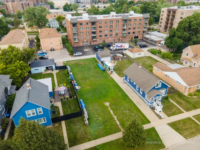 a picture of city view