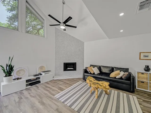 $158,900 | 4623 Country Creek Drive, Unit 1046, Dallas, TX 75236