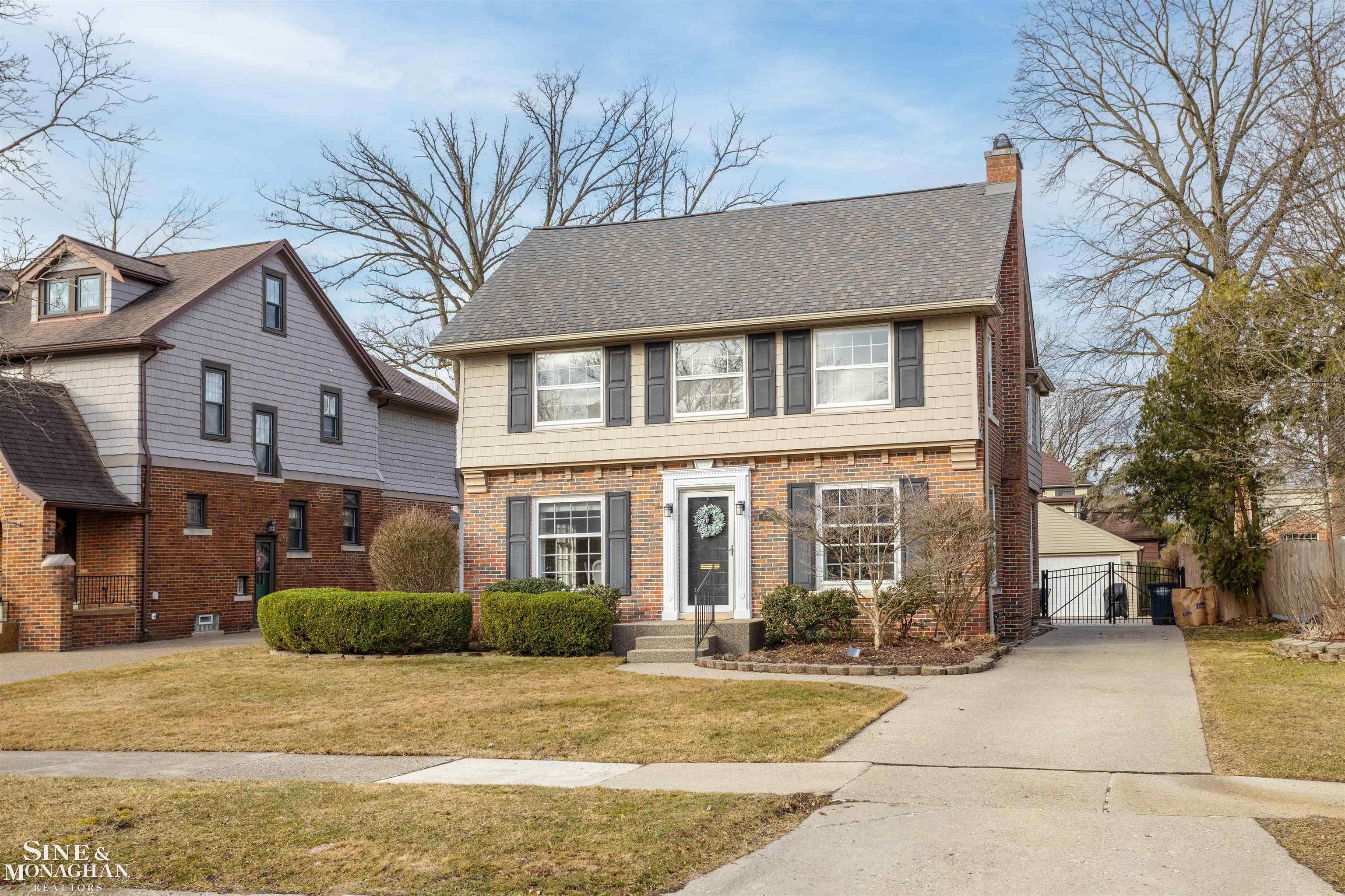 715 Lincoln Road Grosse Pointe, MI 48230 - Photo 2 of 50