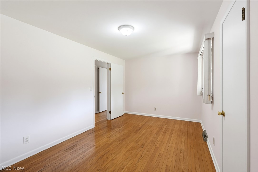 1373 Bell Road Chagrin Falls, OH 44022 - Photo 12 of 42 Gallery Image 12