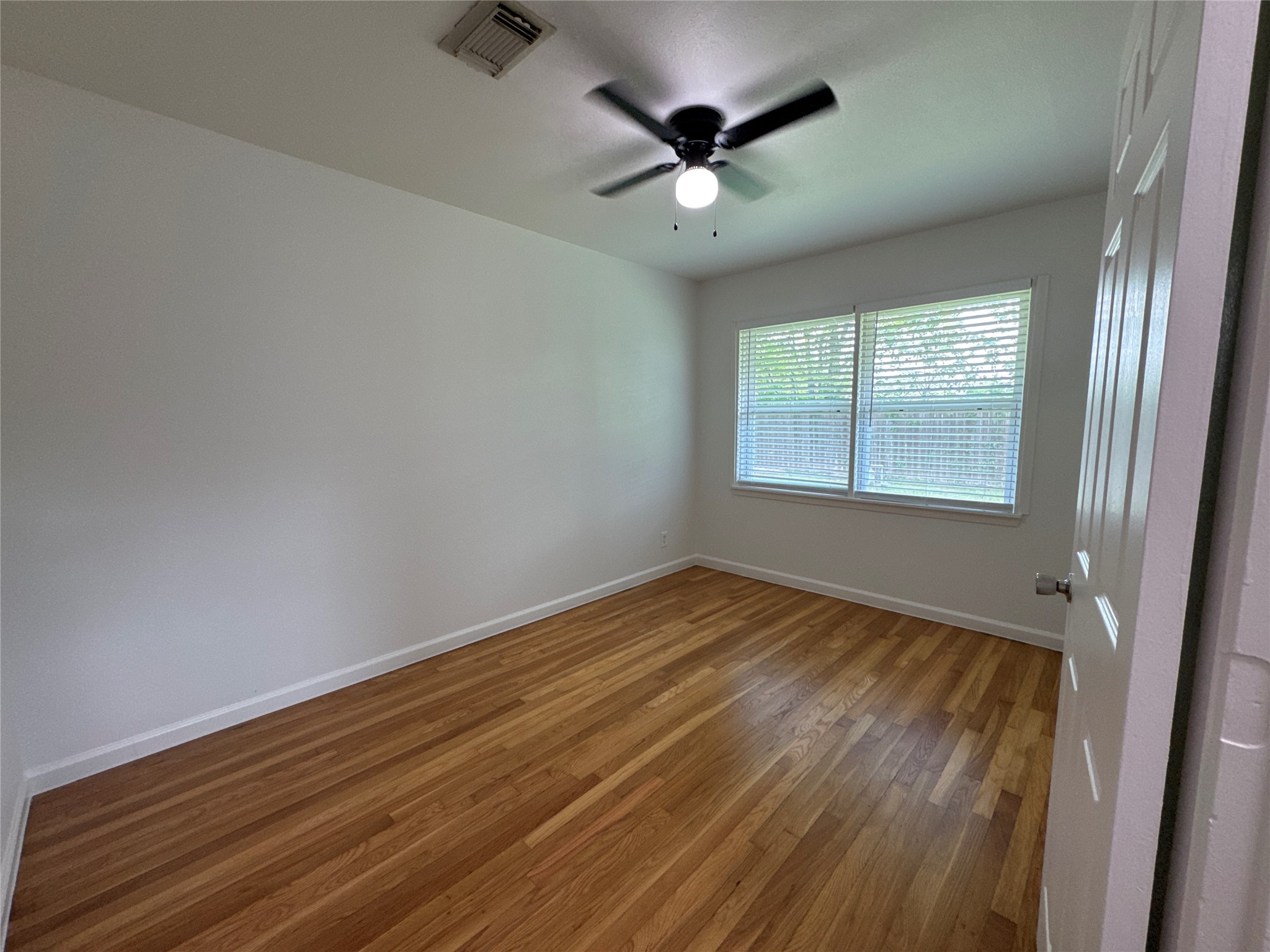 8733 Lugary Drive Houston, TX 77074 - Photo 23 of 30