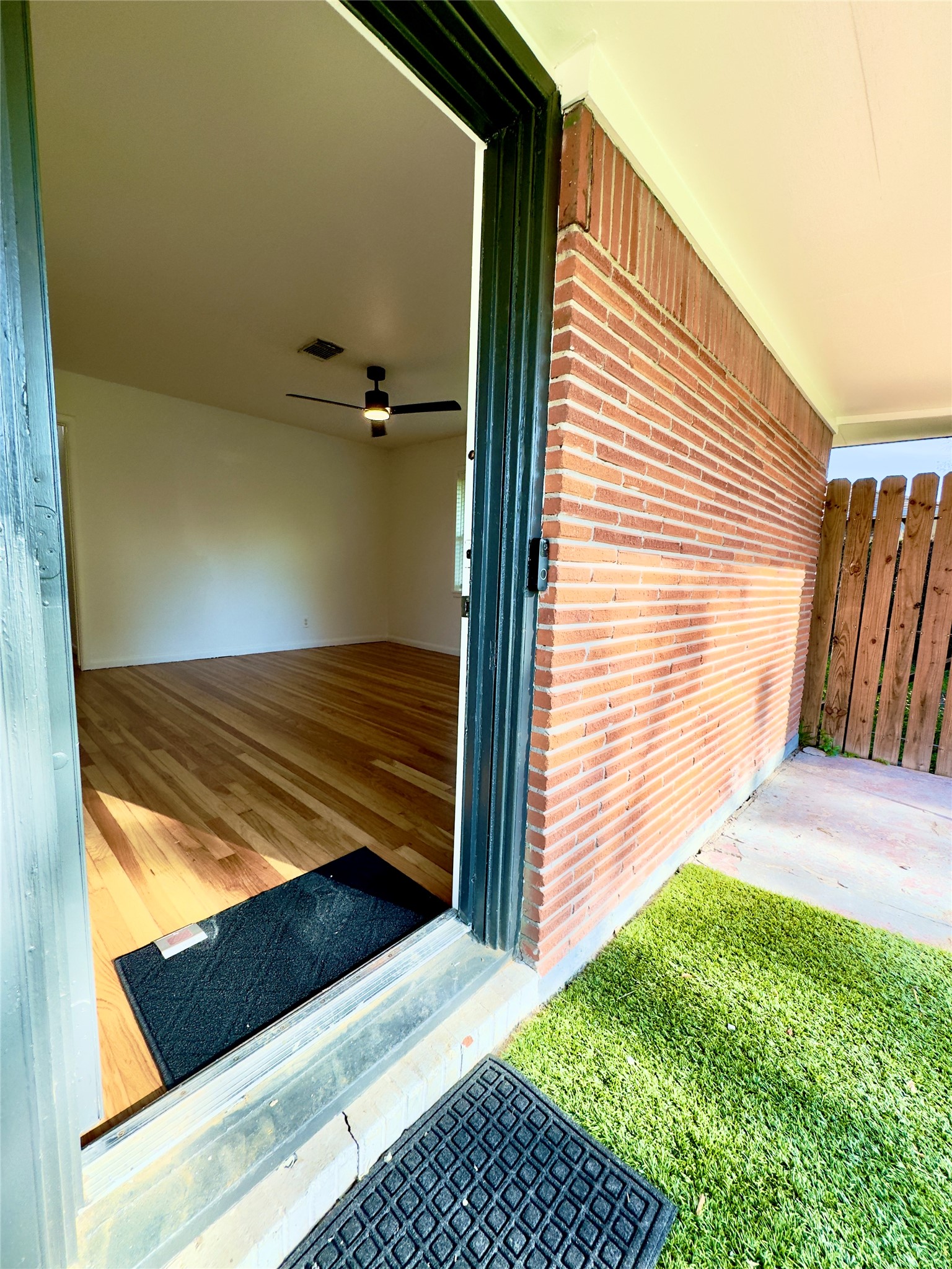 8733 Lugary Drive Houston, TX 77074 - Photo 10 of 30 a view of a backyard