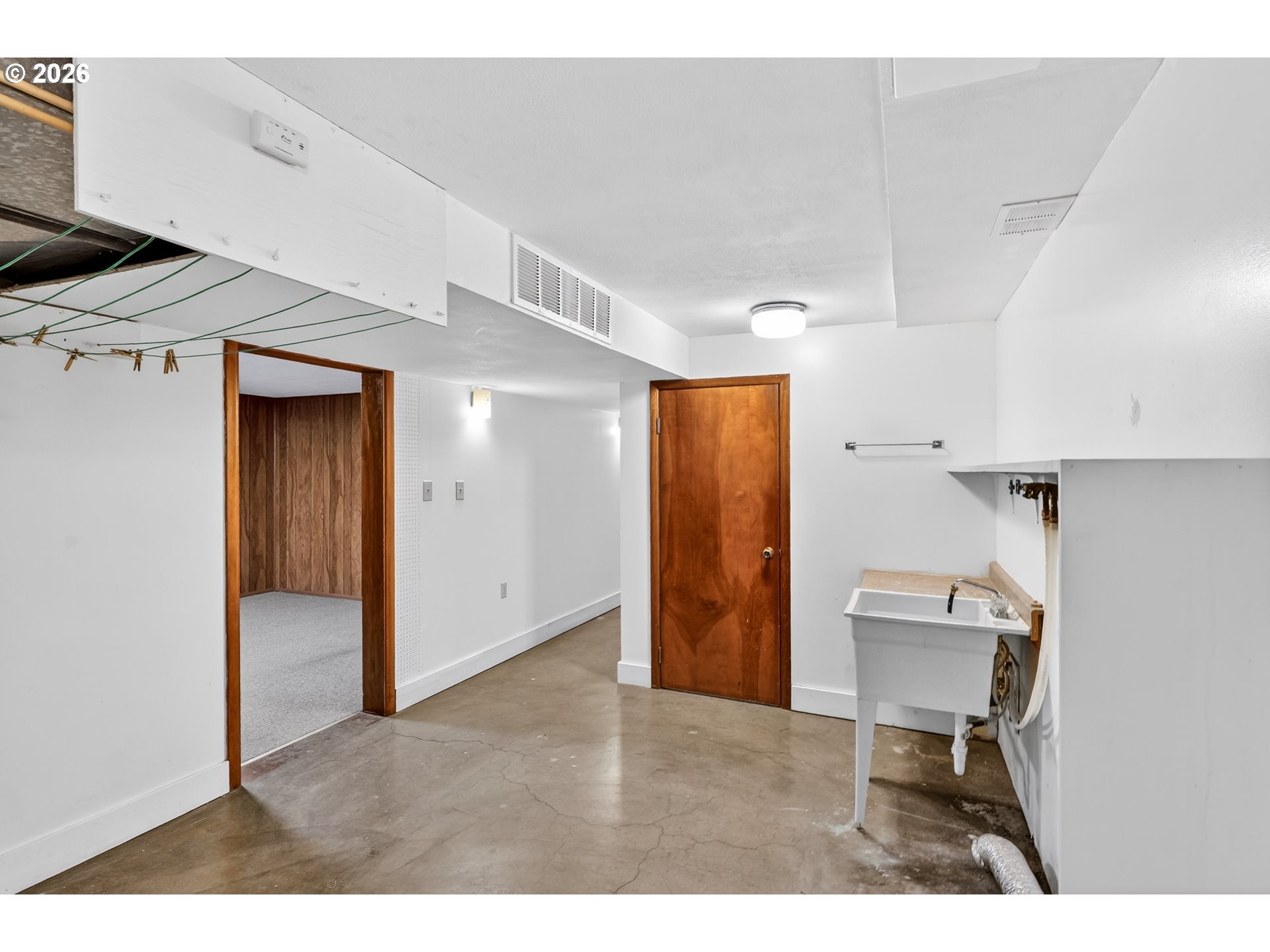2012 Southeast 185th Avenue Portland, OR 97233 - Photo 16 of 27 Laundry