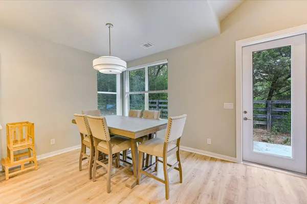 $2,800 | 2308 Kellie Brooke Road, Unit 13, Spicewood, TX 78669