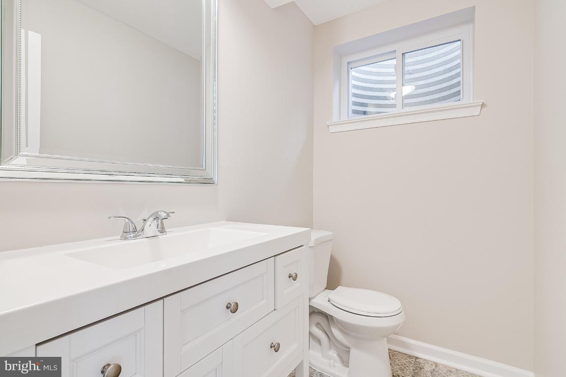 8601 Parliament Drive Springfield, VA 22151 - Photo 13 of 28