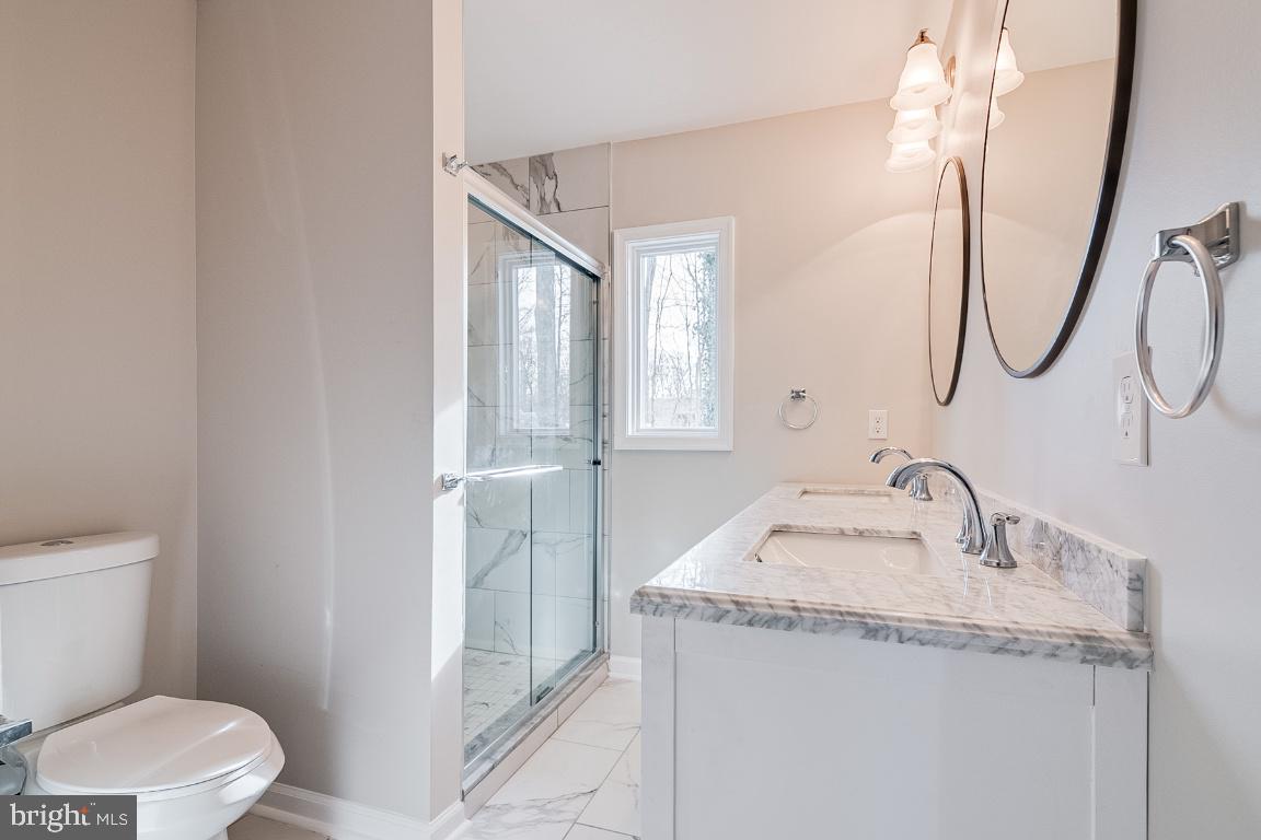 8601 Parliament Drive Springfield, VA 22151 - Photo 16 of 28