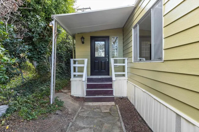 $160,000 | 718 Sycamore Avenue, Unit 193, Vista, CA 92083