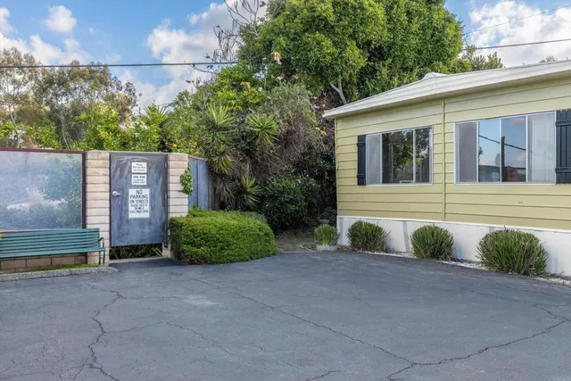 $160,000 | 718 Sycamore Avenue, Unit 193, Vista, CA 92083