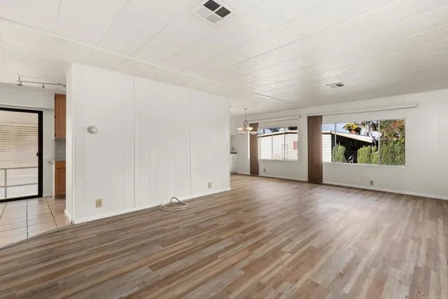 $160,000 | 718 Sycamore Avenue, Unit 193, Vista, CA 92083