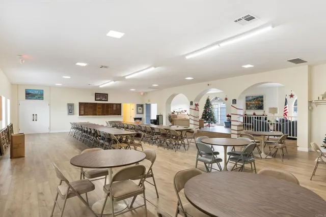 $160,000 | 718 Sycamore Avenue, Unit 193, Vista, CA 92083