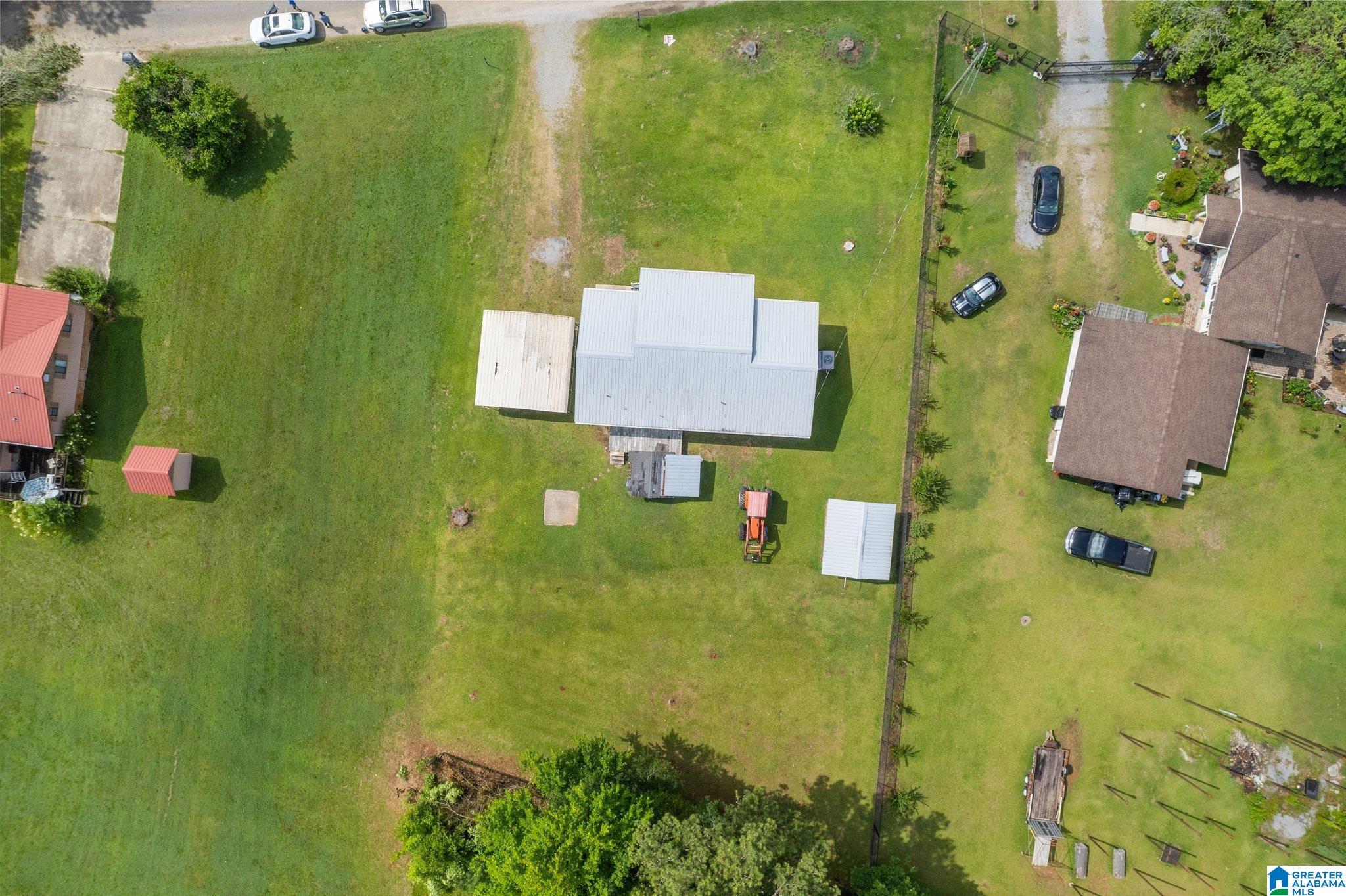 1395 Thomas Road Warrior, AL 35180 - Photo 6 of 23