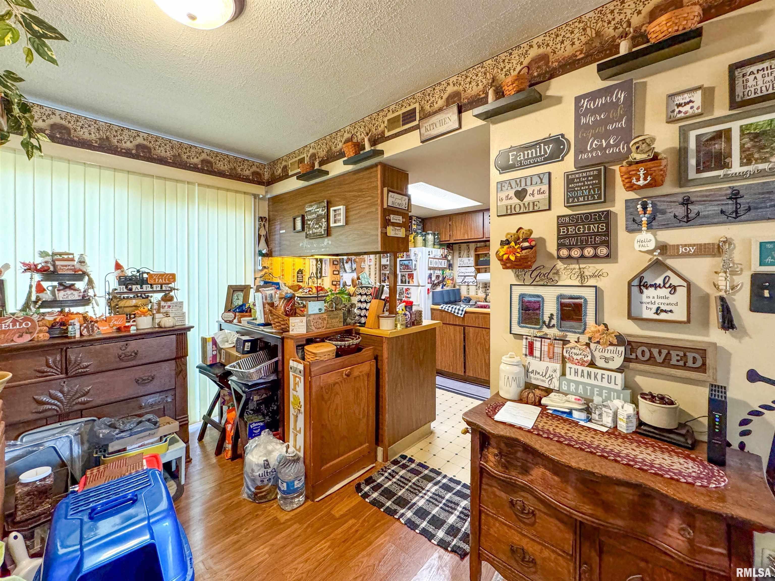 102 E Via Toluca, IL 61369 - Photo 27 of 45