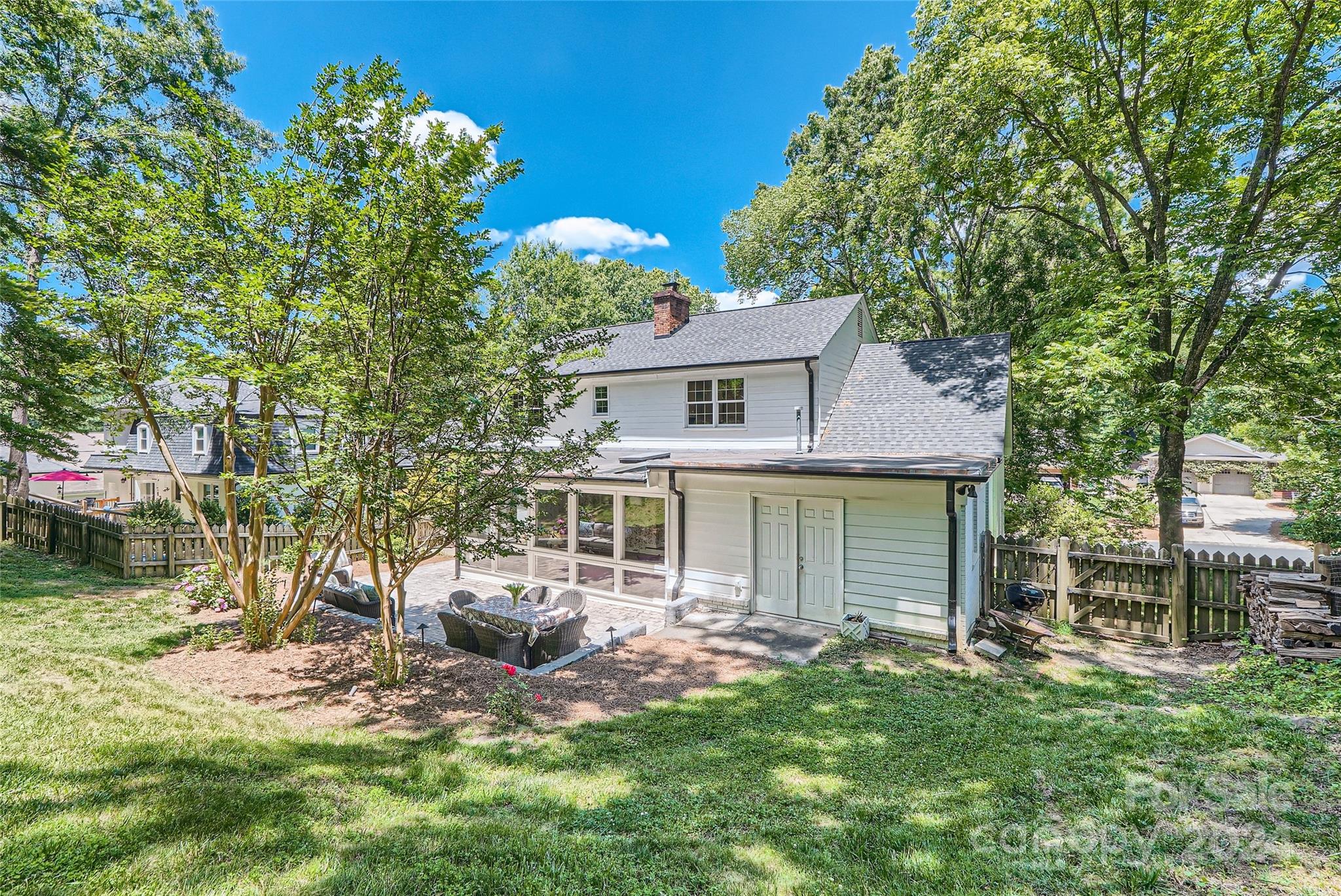 3910 Chevington Road Charlotte, NC 28226 - Photo 39 of 40 front view of a house with a yard