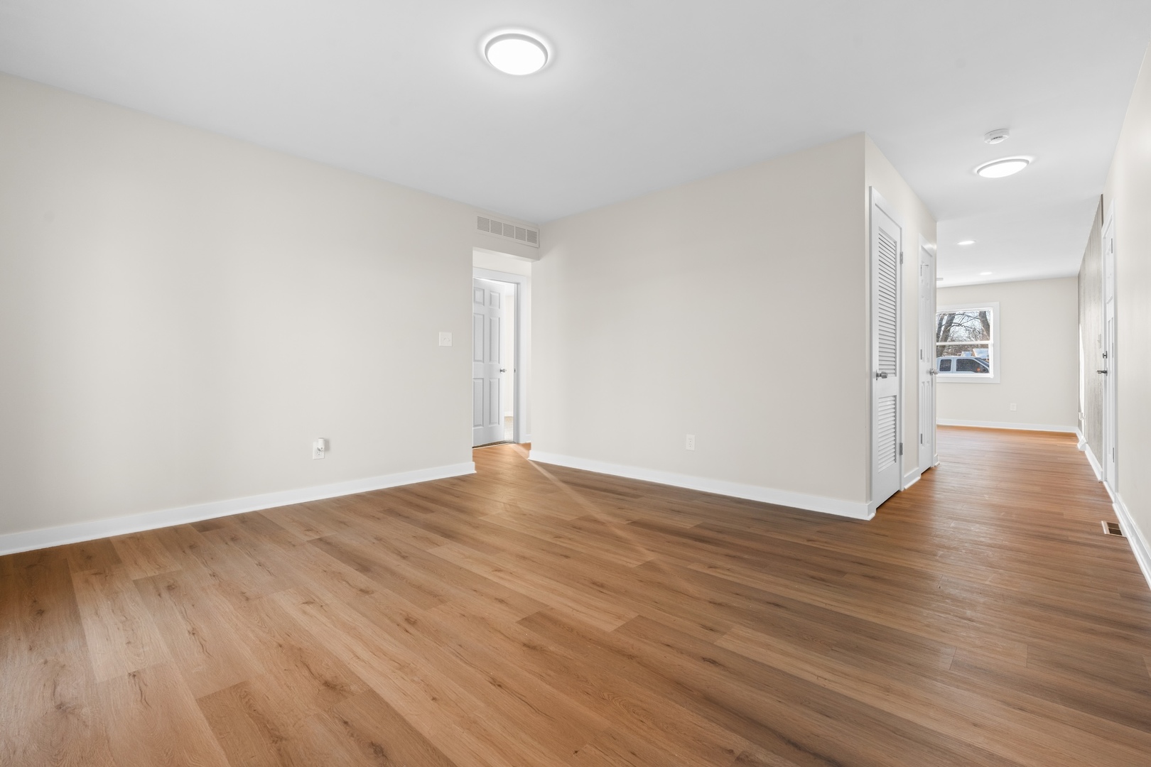 1 North Sycamore Lane North Aurora, IL 60542 - Photo 12 of 27