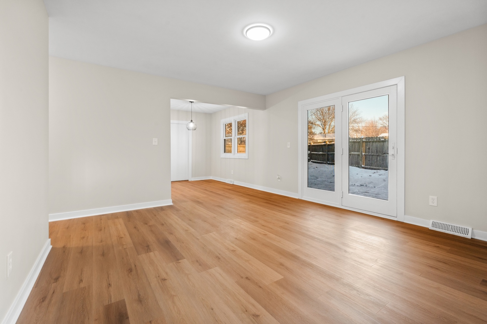 1 North Sycamore Lane North Aurora, IL 60542 - Photo 14 of 27