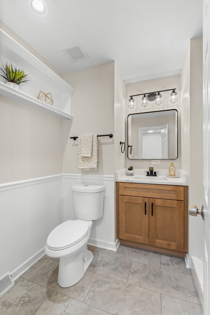 1 North Sycamore Lane North Aurora, IL 60542 - Photo 10 of 27