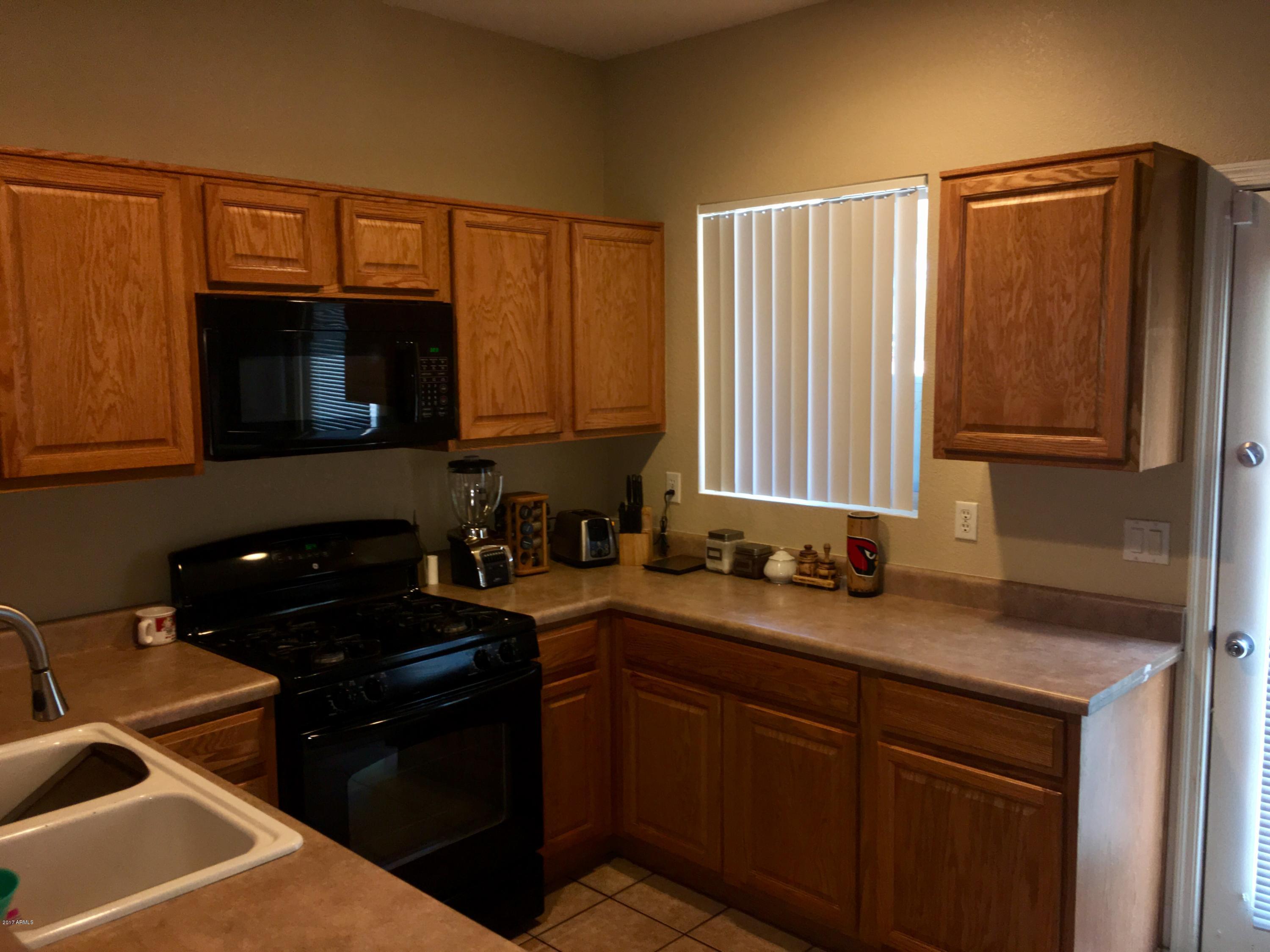 9311 West Berkeley Road Phoenix, AZ 85037 - Photo 4 of 11 IMG_1053