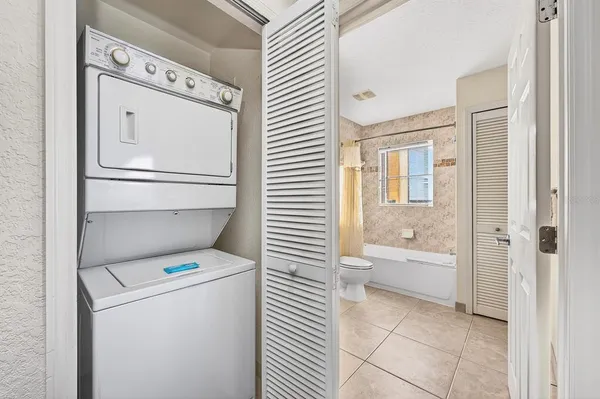 $180,000 | 8125 Resort Village Drive, Unit 5901, Orlando, FL 32821