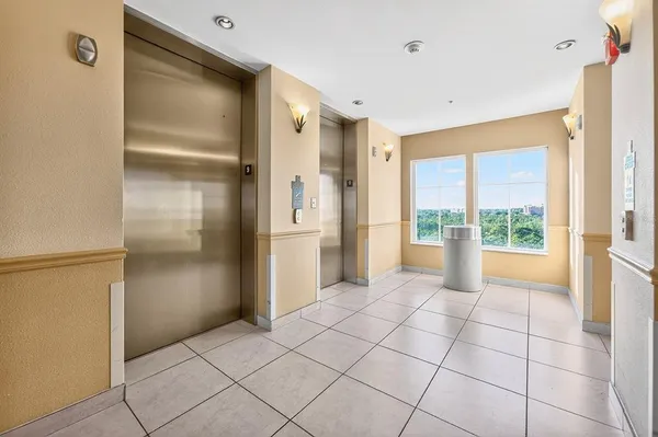 $180,000 | 8125 Resort Village Drive, Unit 5901, Orlando, FL 32821