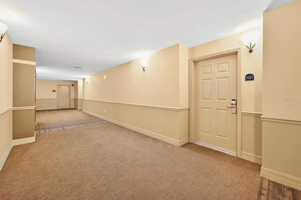 $180,000 | 8125 Resort Village Drive, Unit 5901, Orlando, FL 32821