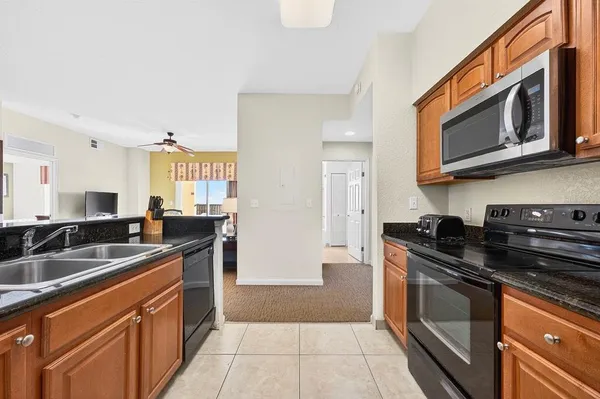 $180,000 | 8125 Resort Village Drive, Unit 5901, Orlando, FL 32821