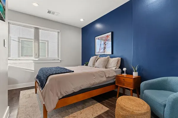 $319,000 | 1118 Galveston Avenue, Unit 5, Fort Worth, TX 76104