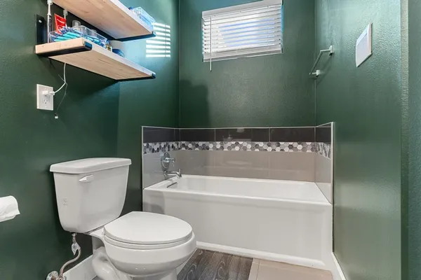 $319,000 | 1118 Galveston Avenue, Unit 5, Fort Worth, TX 76104