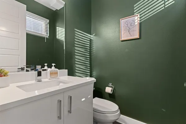 $319,000 | 1118 Galveston Avenue, Unit 5, Fort Worth, TX 76104