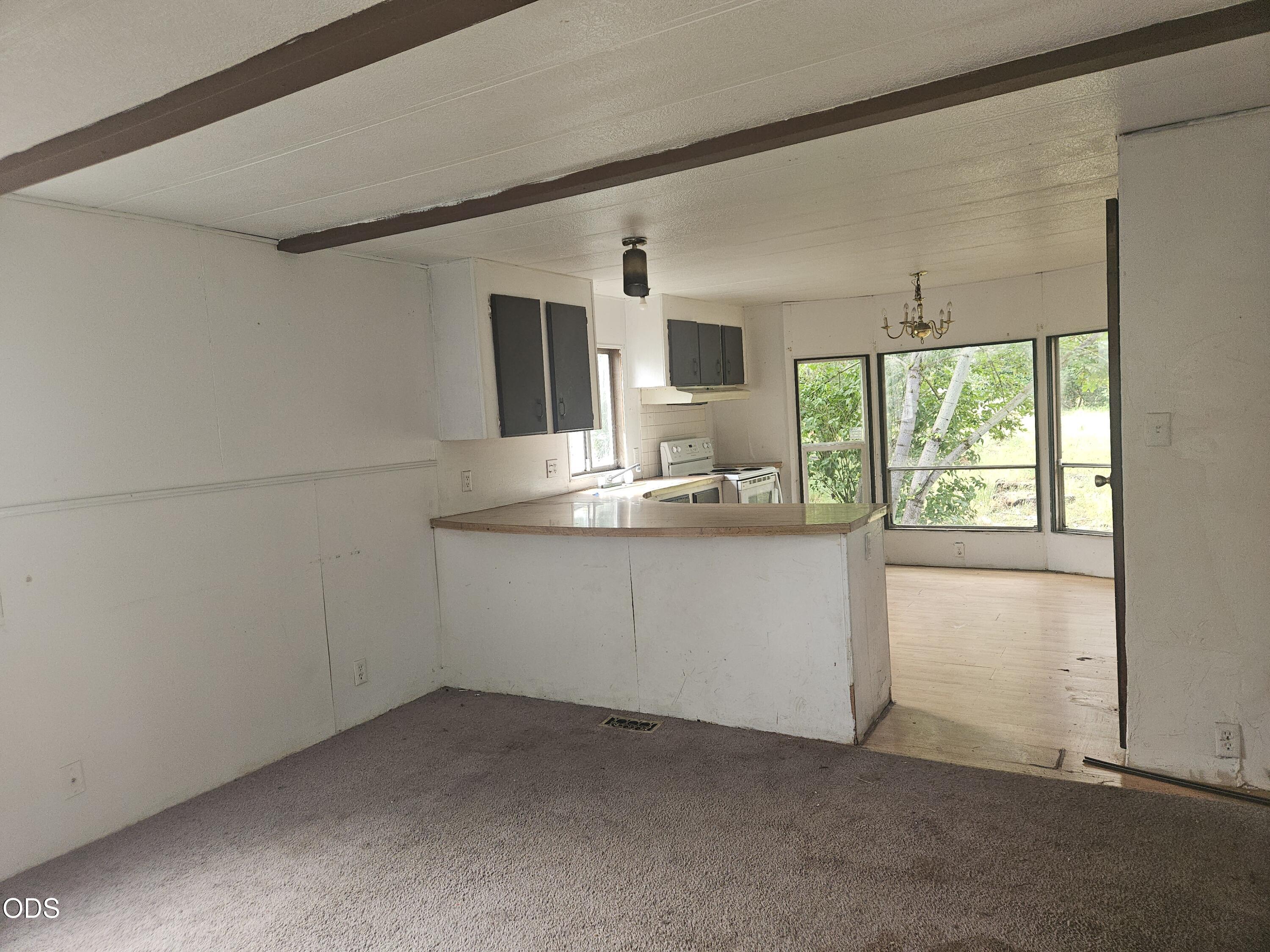 2062 Lampman Road Gold Hill, OR 97525 - Photo 9 of 22
