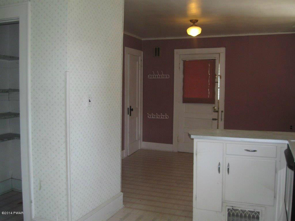 978 Main Street Newfoundland, PA 18445 - Photo 25 of 42